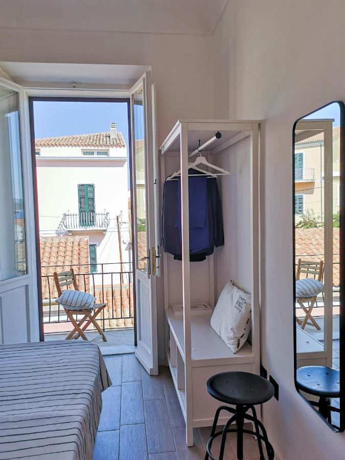 L'Isola Nell'Isola - R3442 Apartment La Maddalena  Ngoại thất bức ảnh